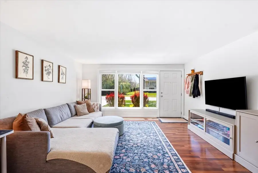 924 Bradford Lane, Schaumburg, IL 60193 - #3