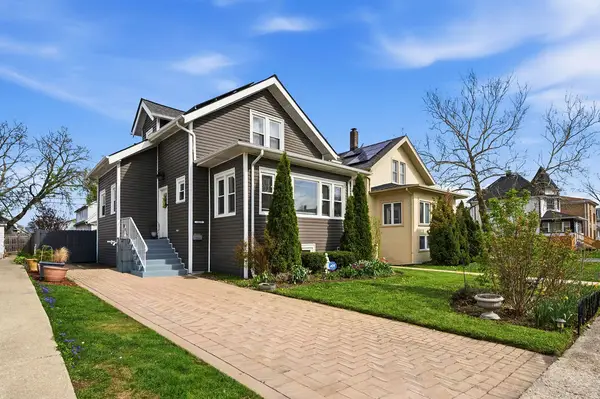 1515 S 3rd Avenue, Maywood, IL 60153