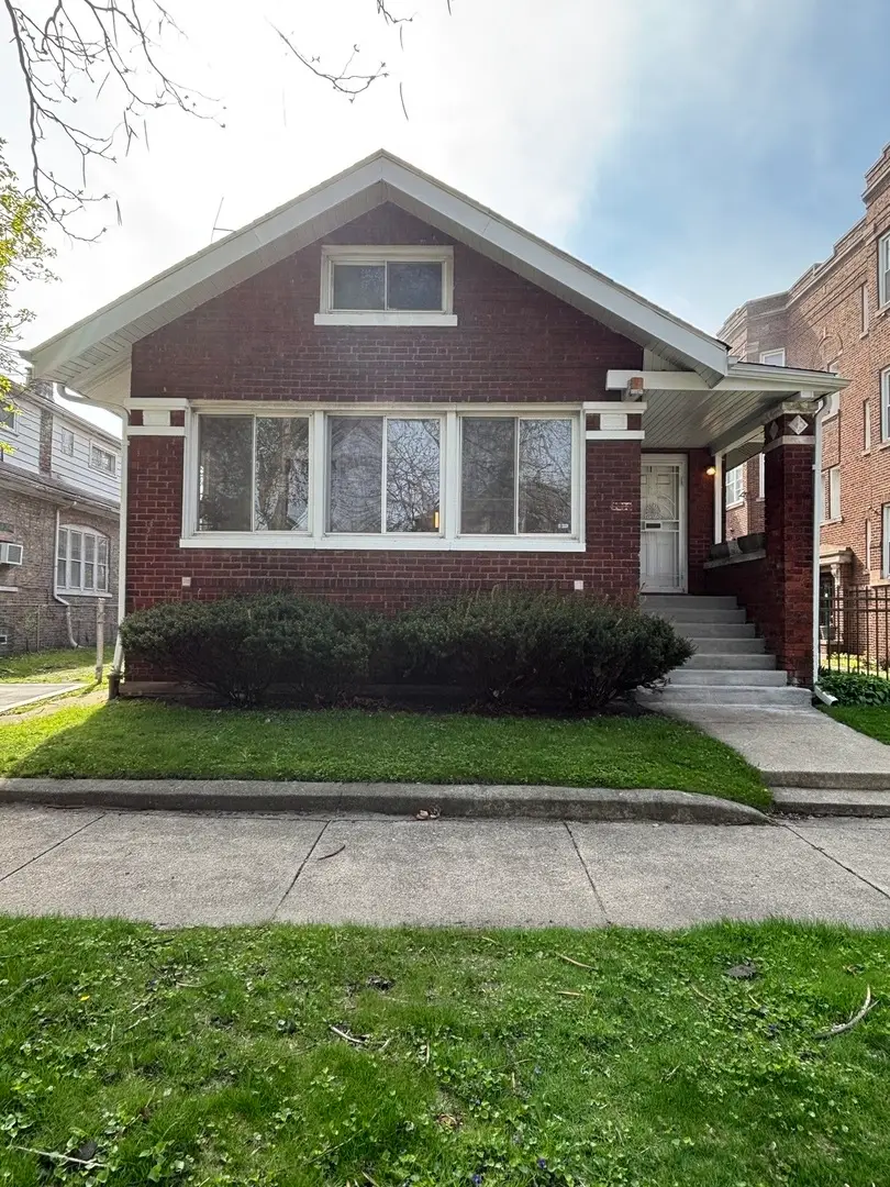 7518 S Ridgeland Avenue, Chicago, IL 60649 - #1