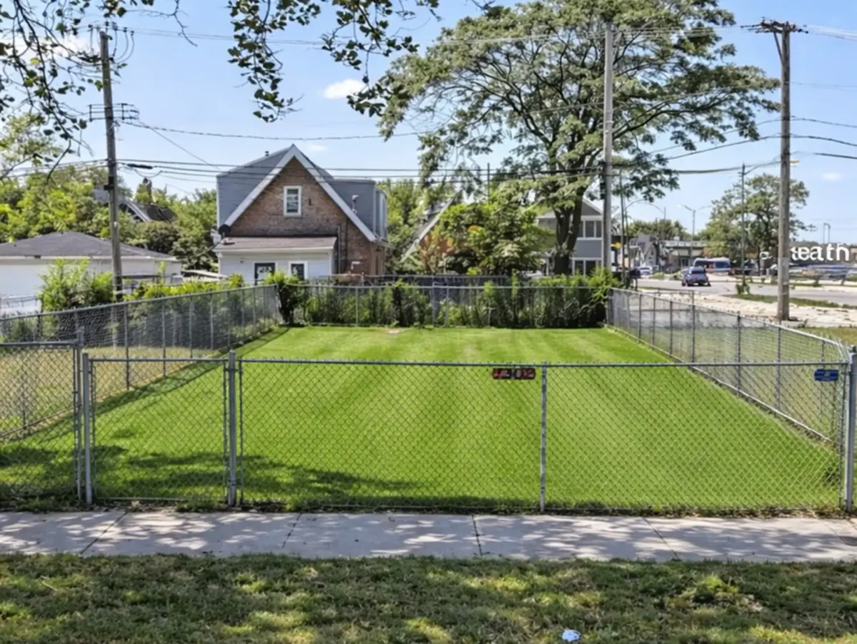 1302 S Oakley Avenue, Chicago, IL 60608 - #1