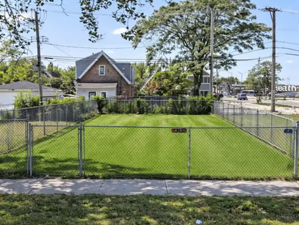 1302 S Oakley Avenue, Chicago, IL 60608