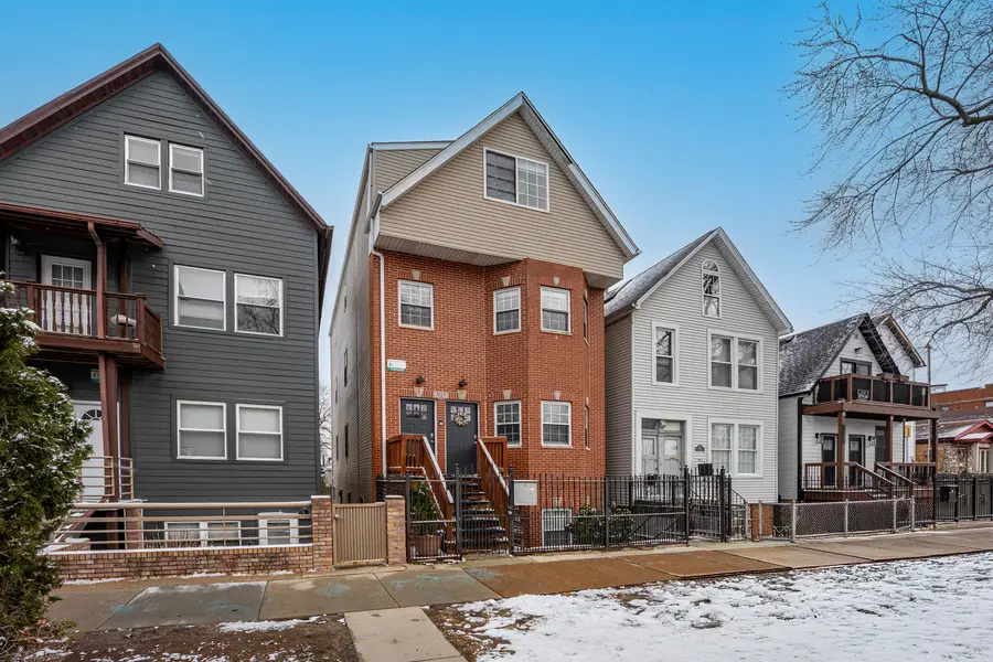 3115 N Oakley Avenue, Chicago, IL 60618 - #2