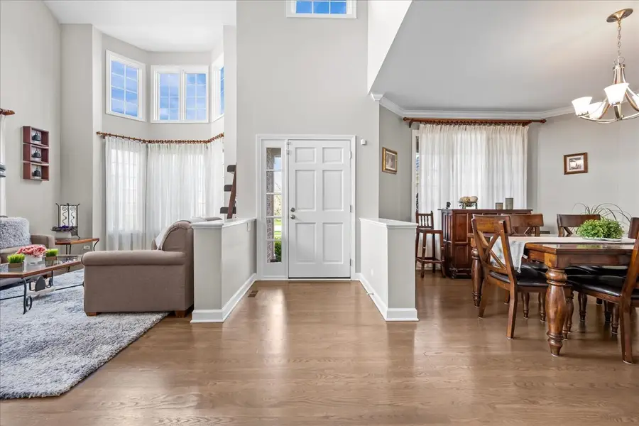 1924 Wyndham Circle, Glenview, IL 60025 - #3