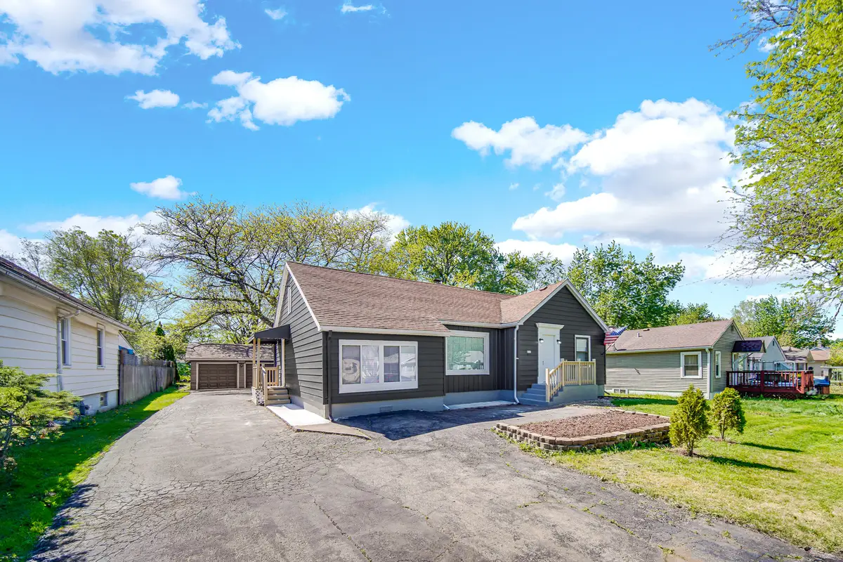 211 Independence Avenue, Joliet, IL 60433 - #1