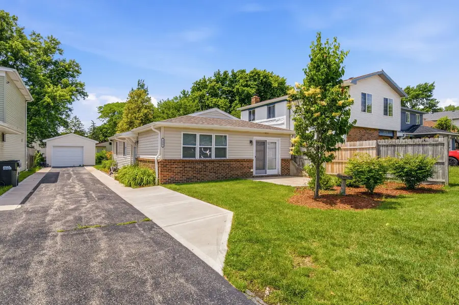 225 Mill Stream Drive, Bolingbrook, IL 60440 - #2