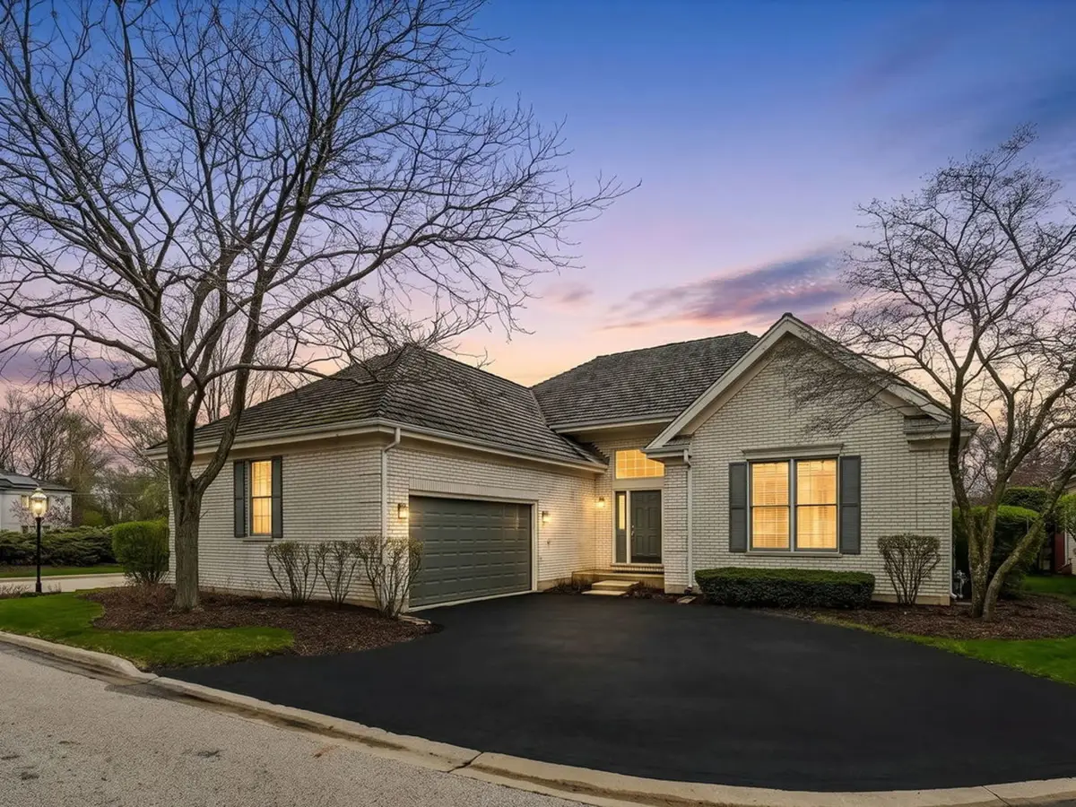 5 Middlesex Court, Lincolnshire, IL 60069 - #1