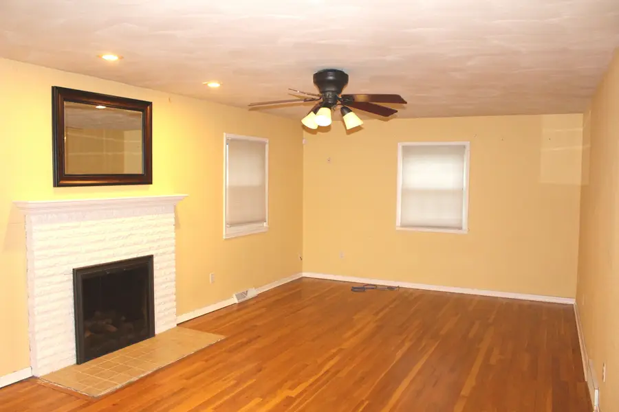4103 N Newcastle Drive, Decatur, IL 62526 - #2