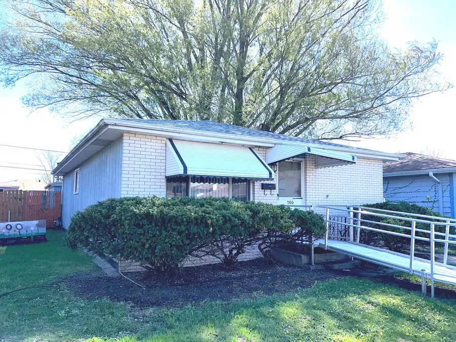 705 May Street, Calumet City, IL 60409 - #2