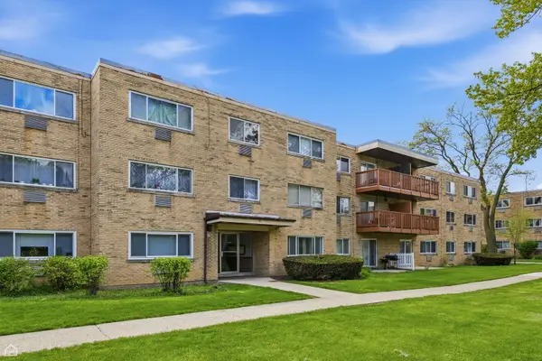 730 Dempster Street #HG11, Mount Prospect, IL 60056