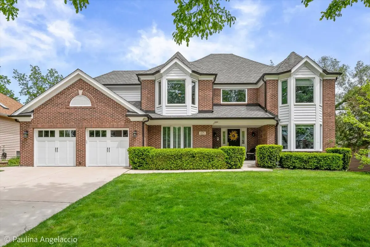 675 Oak Street, Roselle, IL 60172 - #1