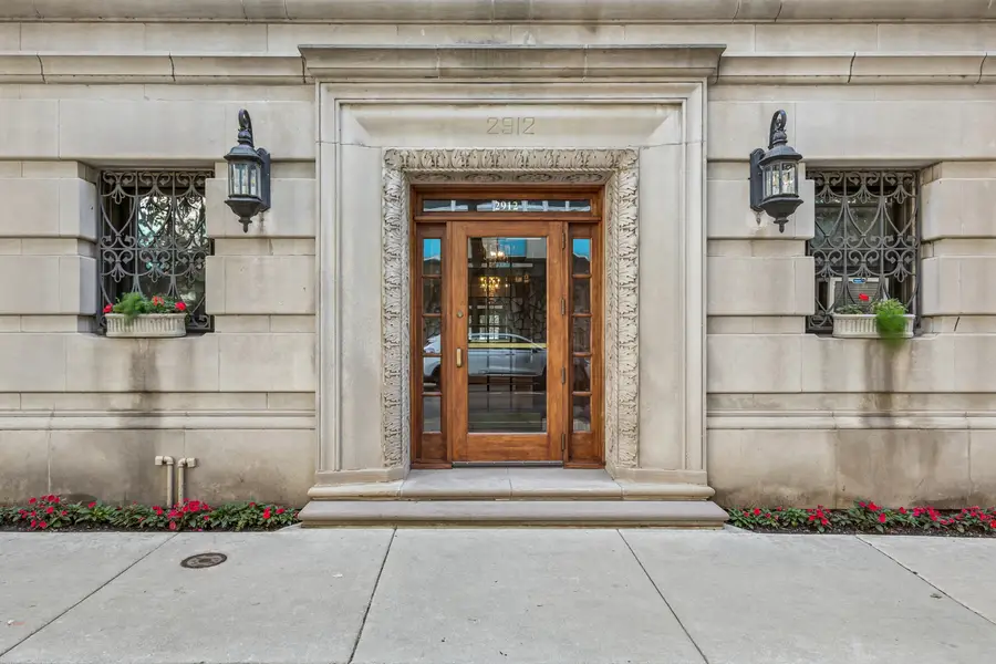 2912 N Commonwealth Avenue #7D, Chicago, IL 60657 - #2