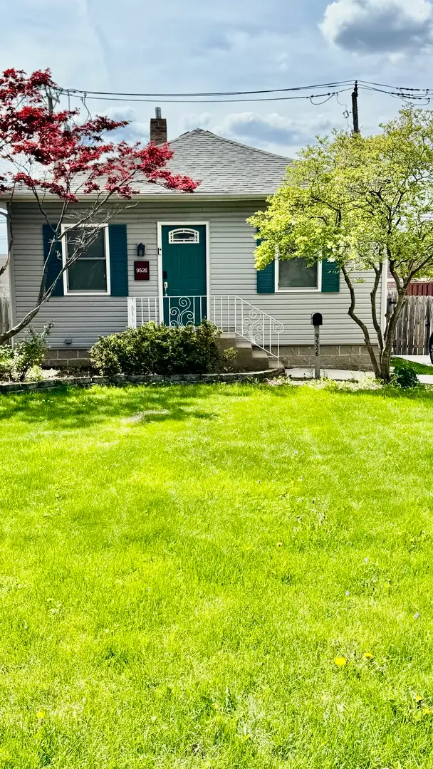 9526 S Claremont Avenue, Chicago, IL 60643 - #1