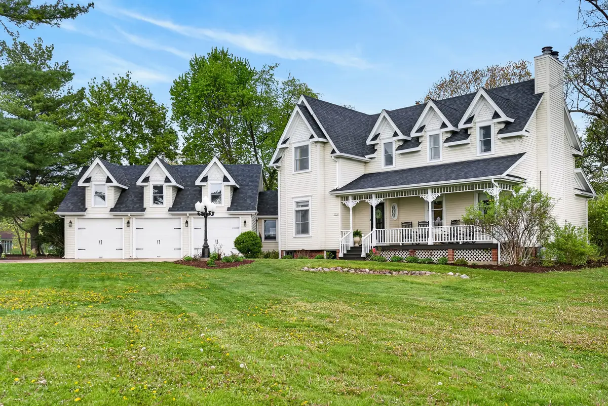 28364 N Lakeview Circle, McHenry, IL 60051 - #1