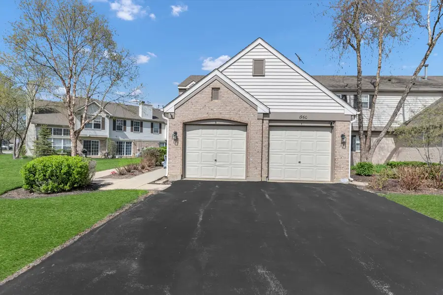 1960 Heron Avenue #B, Schaumburg, IL 60193 - #2