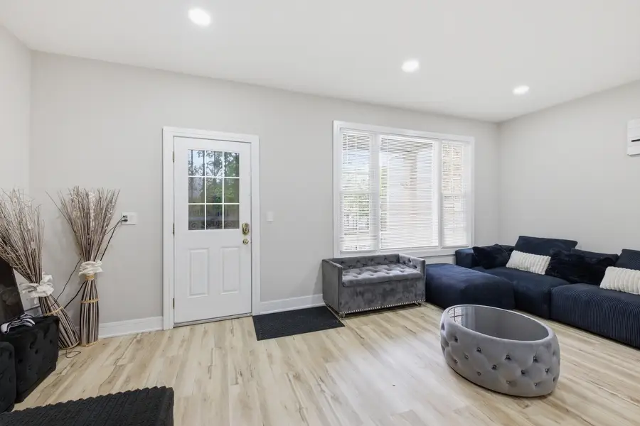 4036 N Bernard Street, Chicago, IL 60618 - #3