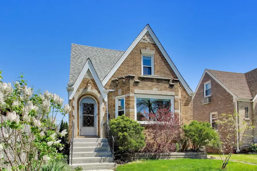 4885 N Austin Avenue, Chicago, IL 60630 - #2