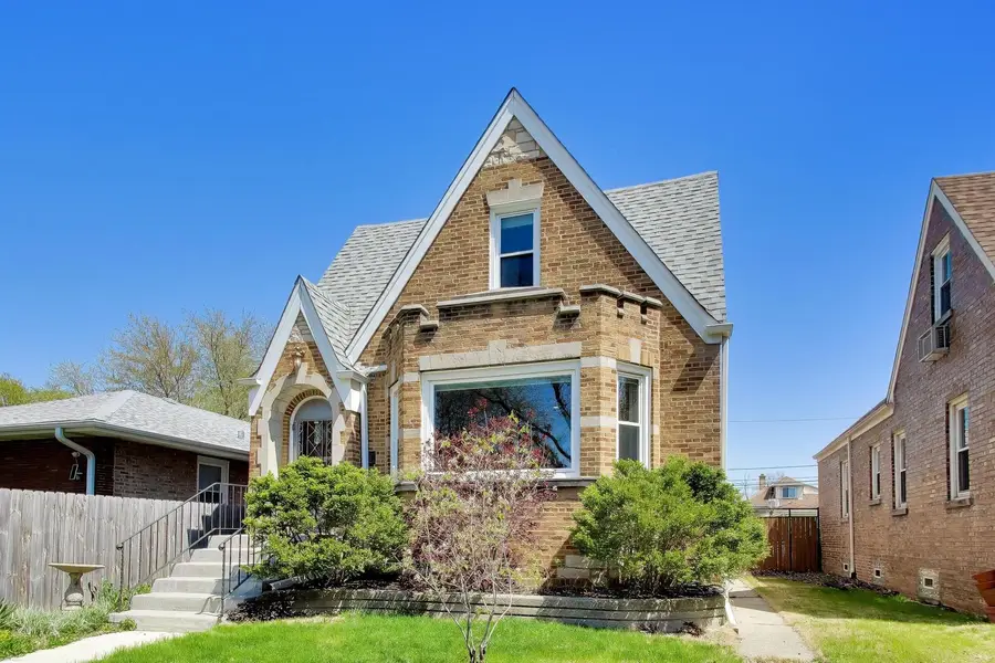 4885 N Austin Avenue, Chicago, IL 60630 - #3