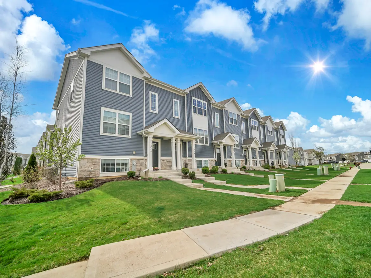 2151 Sassafras Way #B, Wonder Lake, IL 60097 - #1