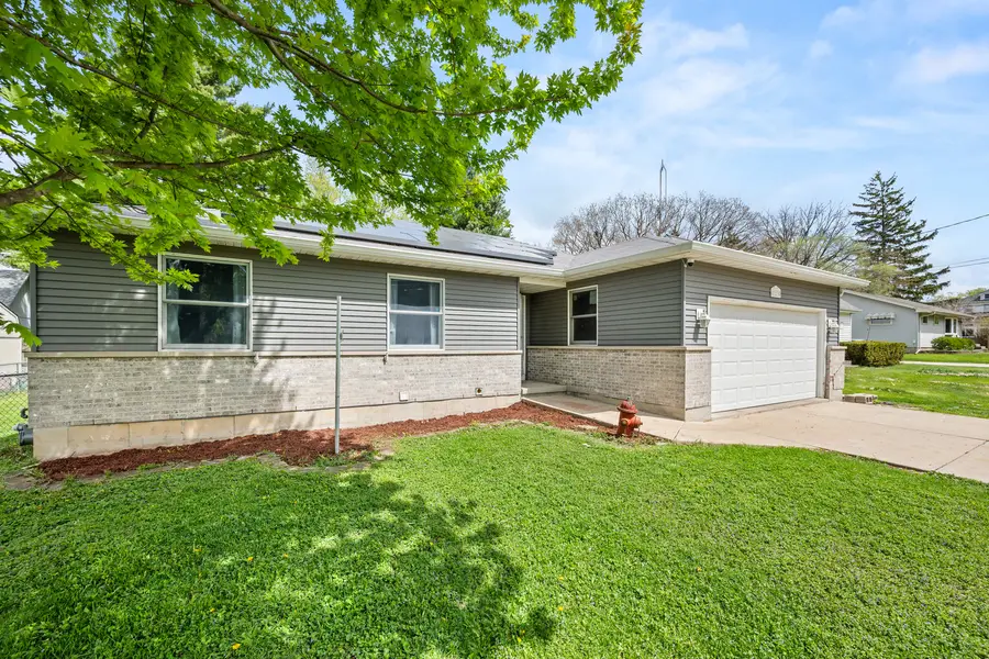 323 W Church Street, Genoa, IL 60135 - #3
