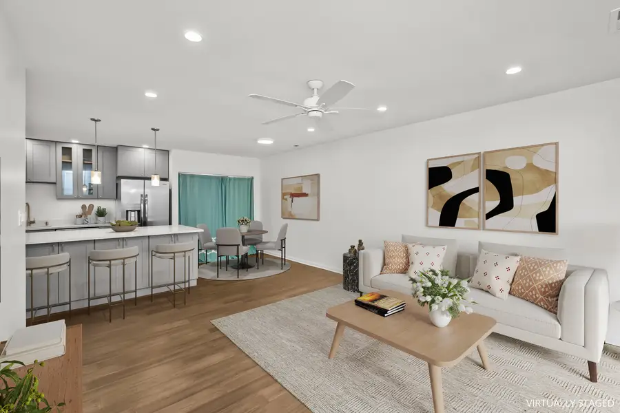 4125 N Keystone Avenue #202, Chicago, IL 60641 - #3