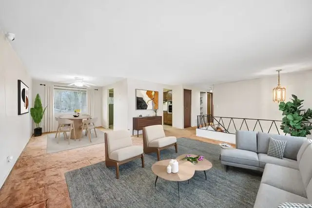 907 Jeffery Court, Schaumburg, IL 60193 - #2