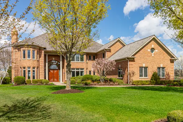 1611 Burr Oak Drive, Libertyville, IL 60048