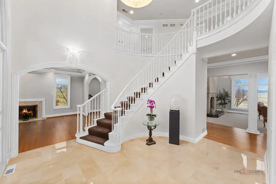 1611 Burr Oak Drive, Libertyville, IL 60048 - #3