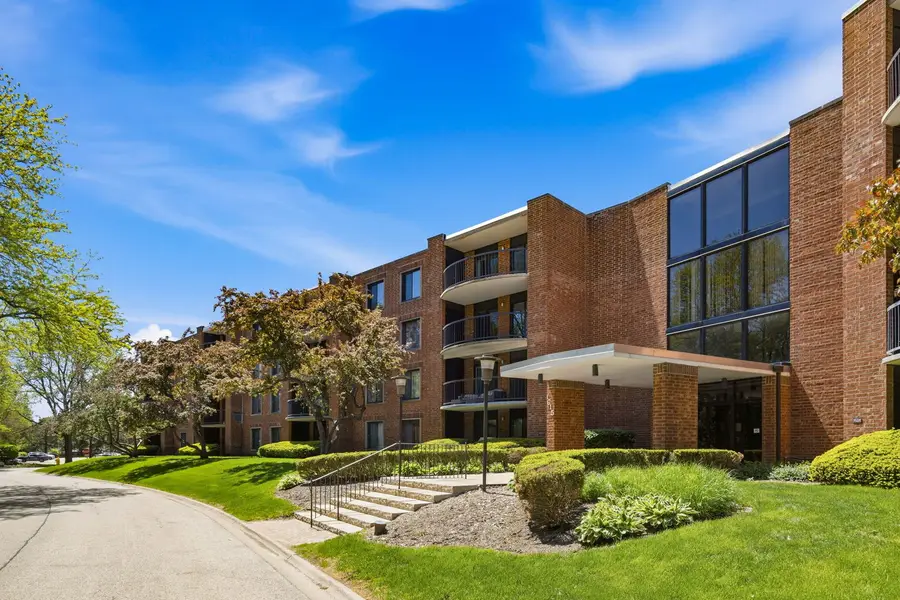 1615 E Central Road #113B, Arlington Heights, IL 60005 - #2
