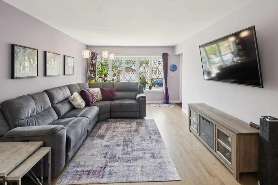 3227 N Pioneer Avenue, Chicago, IL 60634 - #2