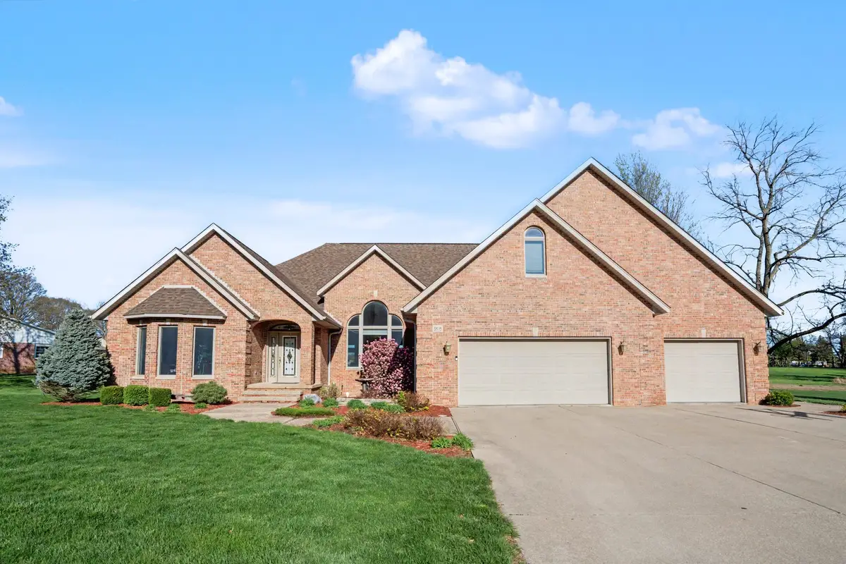 918 Melody Hills Drive, Fulton, IL 61252 - #1