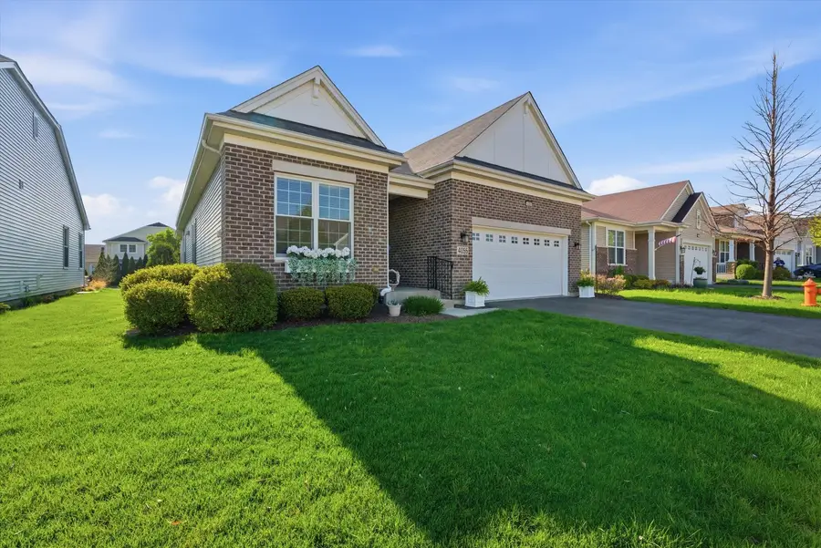 4055 Chesapeake Lane, Naperville, IL 60564 - #2