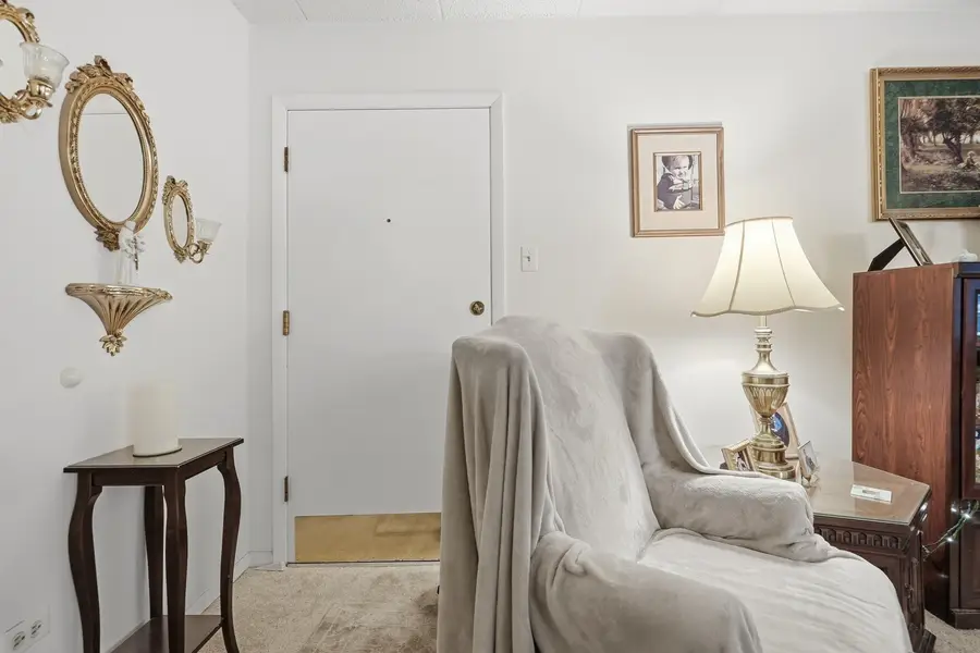 9610 Mason Avenue #1, Oak Lawn, IL 60453 - #3