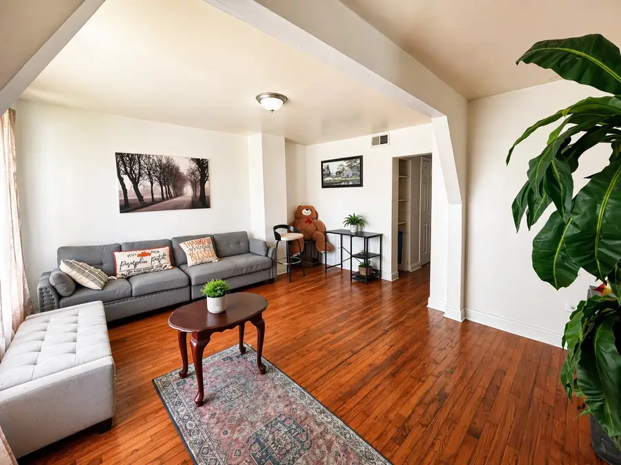 2412 N Lorel Avenue, Chicago, IL 60639 - #3