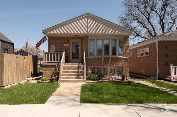 5555 S Menard Avenue, Chicago, IL 60638