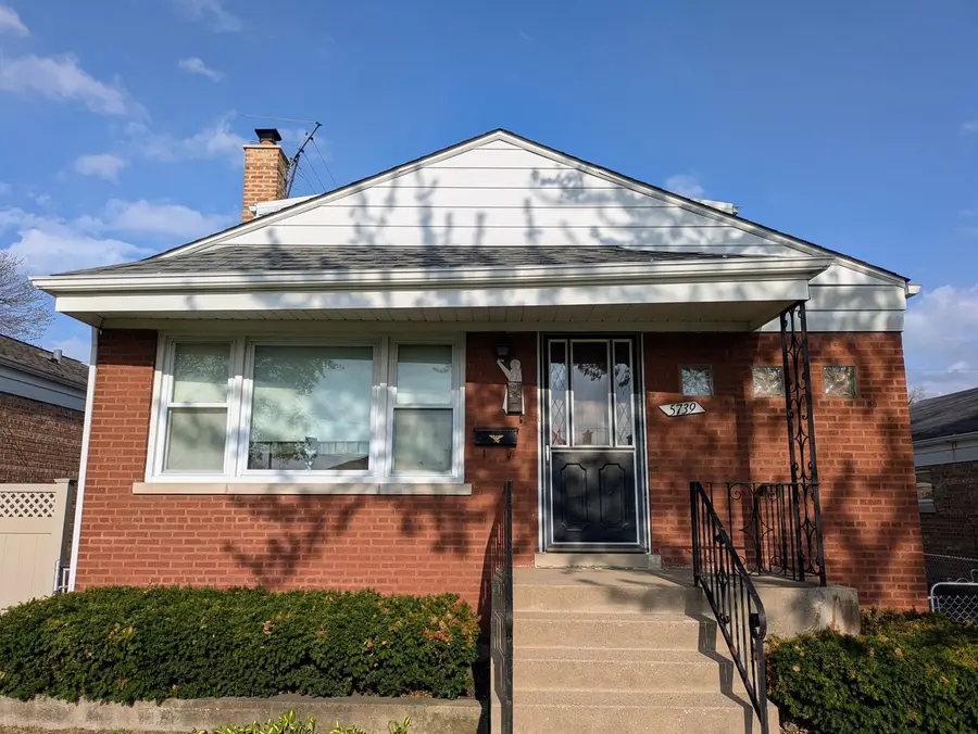 5739 S Mayfield Avenue, Chicago, IL 60638 - #3