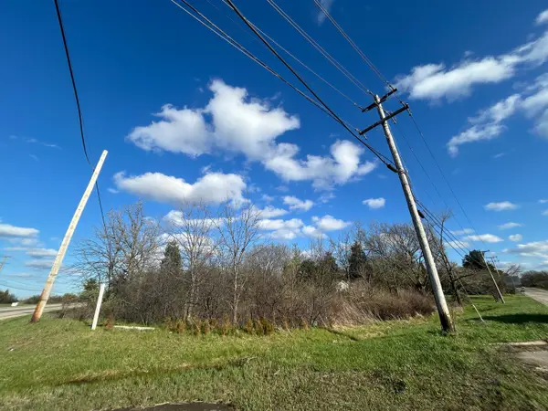 31101 N Fairfield Road, Grayslake, IL 60030