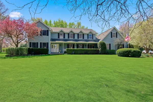 40498 N Sunset Drive, Antioch, IL 60002