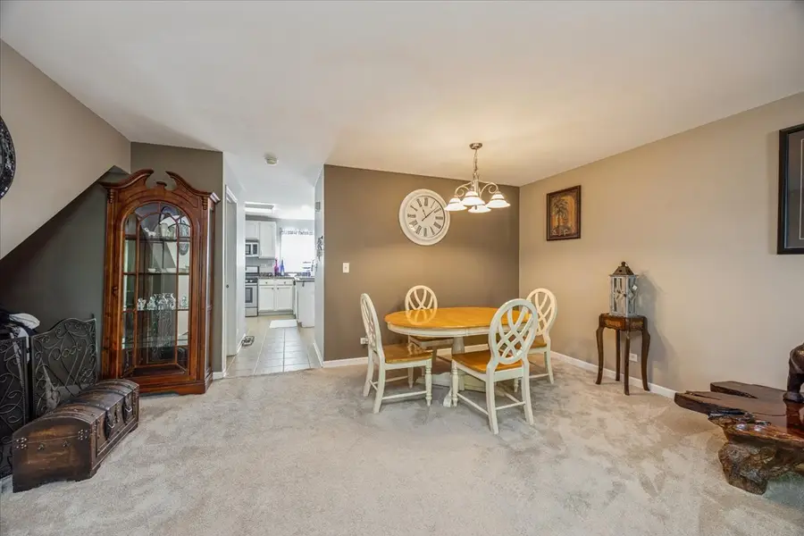 558 Lincoln Station Drive #558, Oswego, IL 60543 - #3