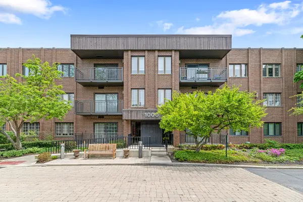 1000 Deerfield Road #101, Highland Park, IL 60035