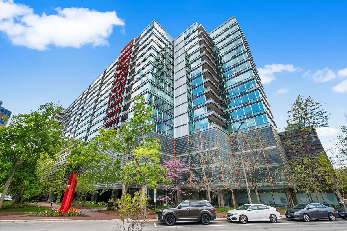 800 Elgin Road #PH20, Evanston, IL 60201 - #1