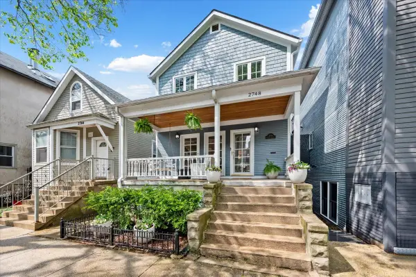 2748 N Kenmore Avenue, Chicago, IL 60614
