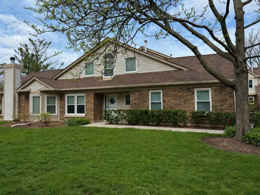 43 Willow Parkway, Buffalo Grove, IL 60089 - #2