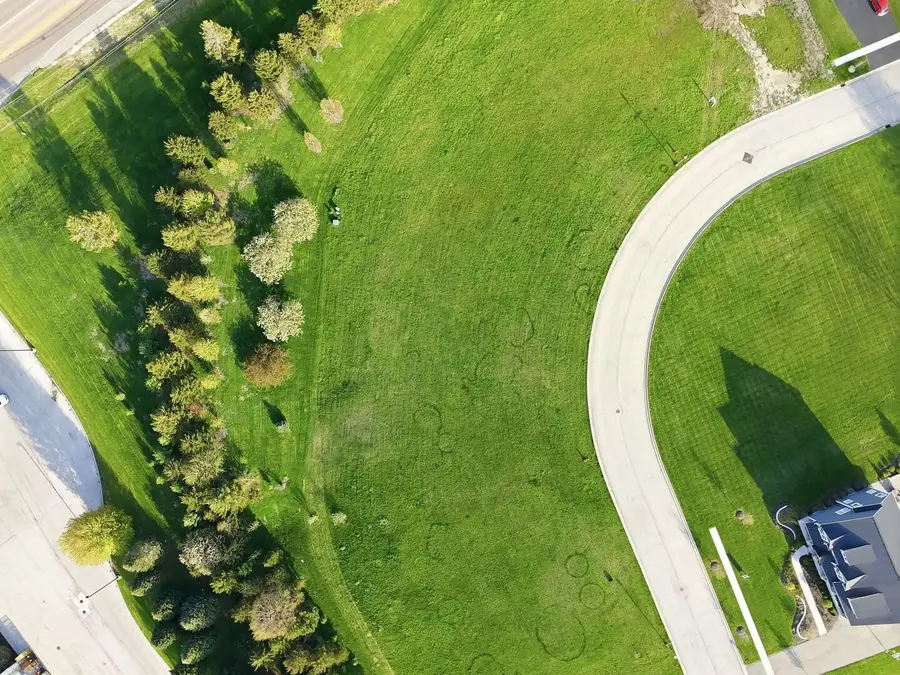 201 Whittemore Drive, Sycamore, IL 60178 - #3