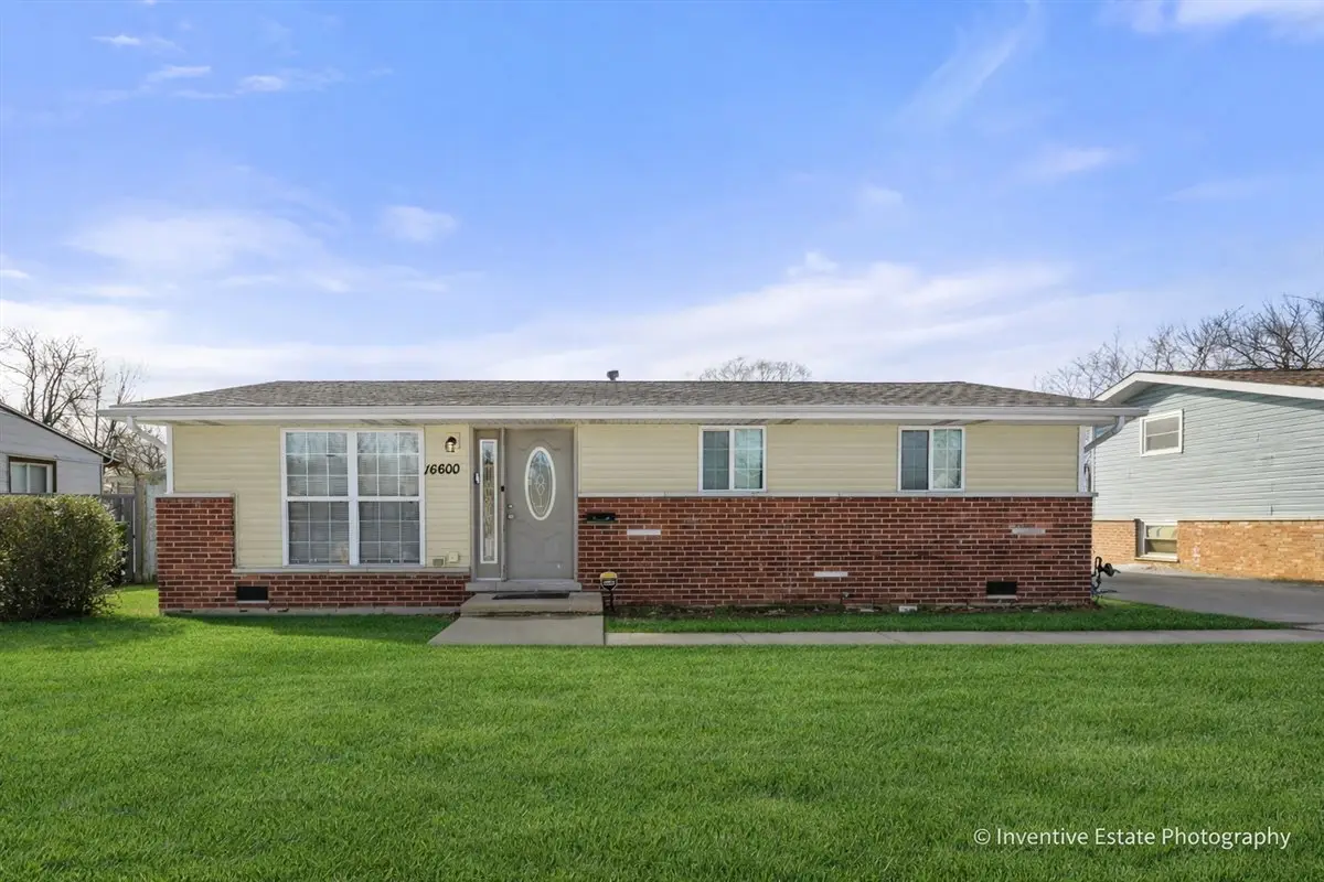 16600 Oxford Drive, Markham, IL 60428 - #1
