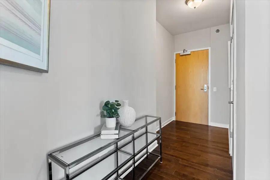 757 N Orleans Street #1911, Chicago, IL 60654 - #3