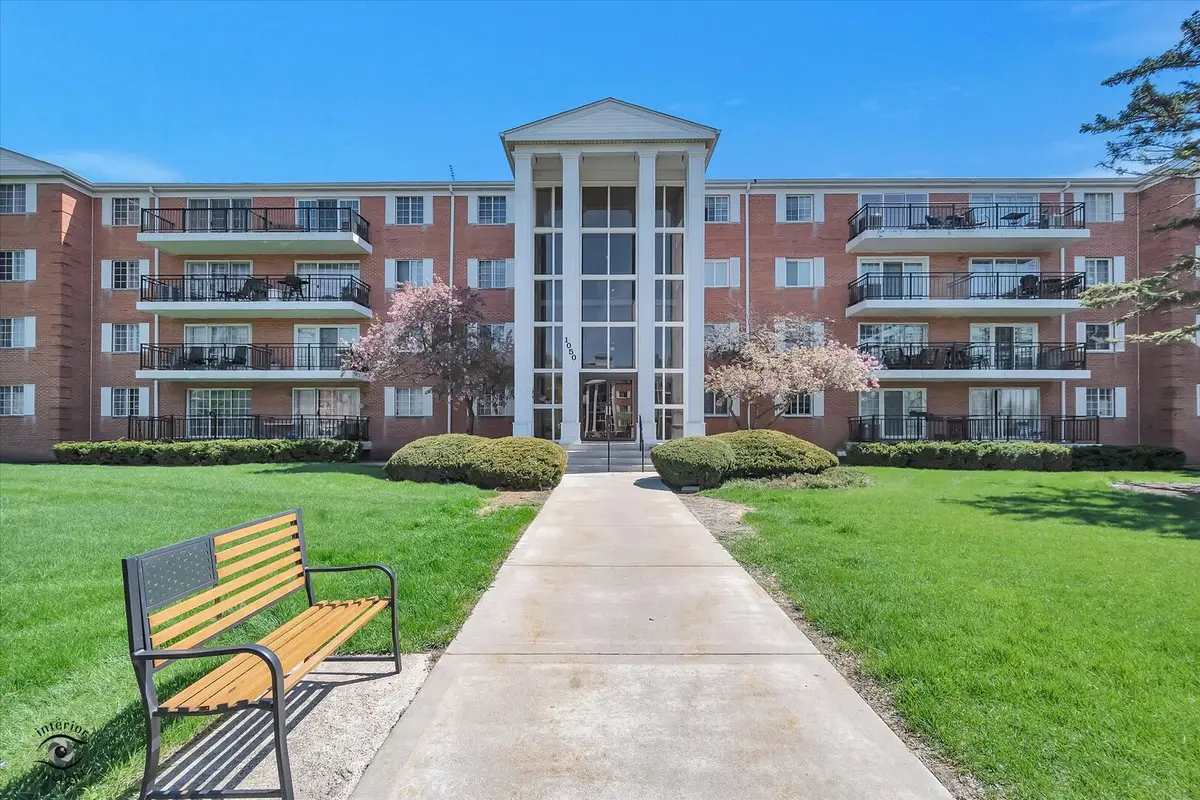 1050 N Farnsworth Avenue #301, Aurora, IL 60505 - #1