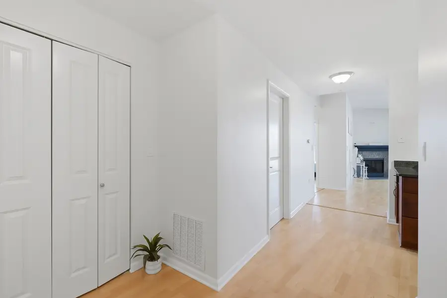 1228 Emerson Street #304, Evanston, IL 60201 - #3