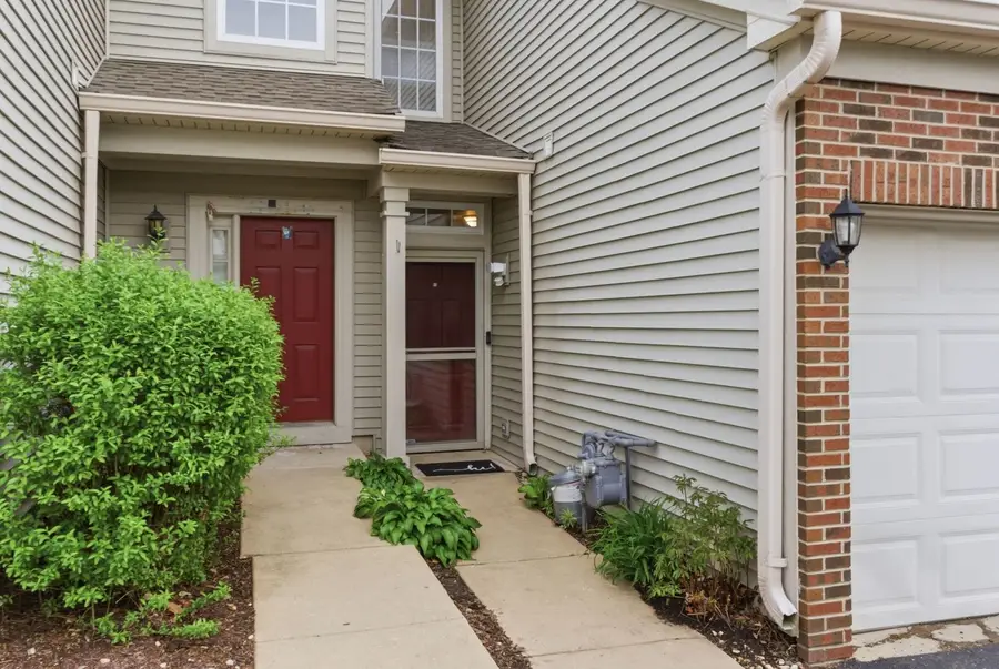 394 Jamestown Court, Aurora, IL 60504 - #2