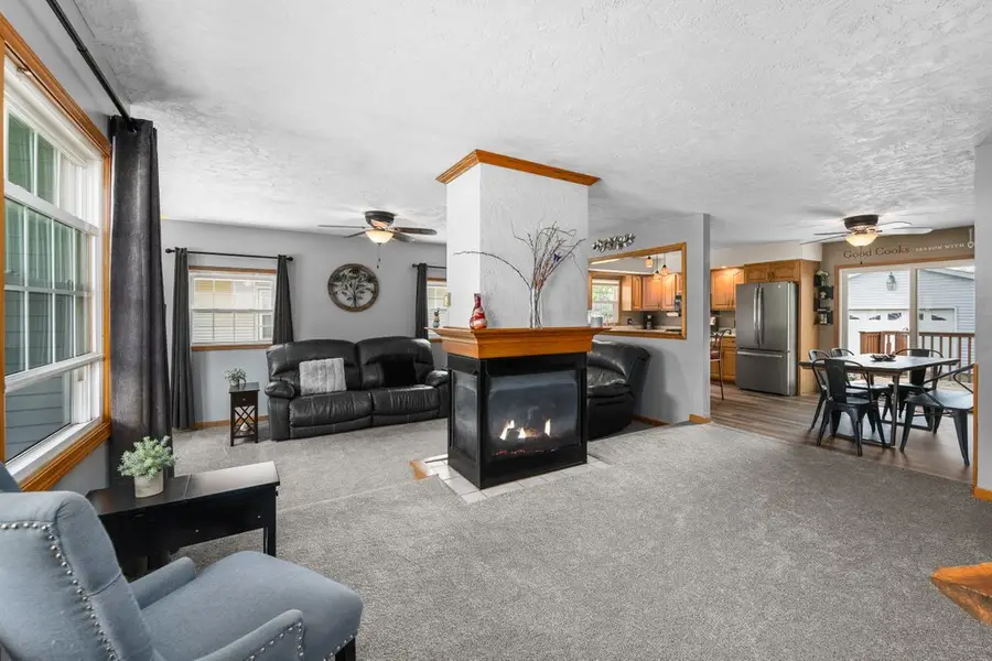 1418 19th Avenue, Silvis, IL 61282 - #3