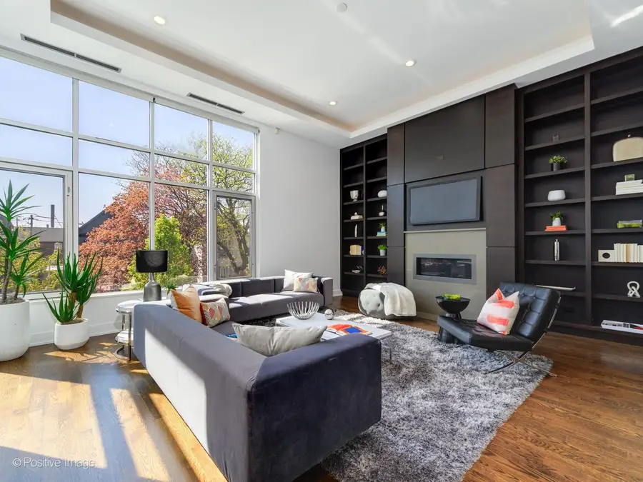 2109 N Campbell Avenue #2S, Chicago, IL 60647 - #3